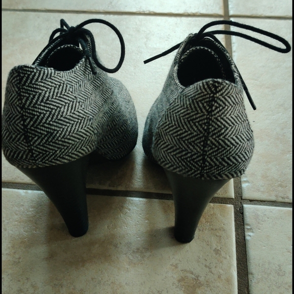 Call it Spring Booties - Picture 3 of 4